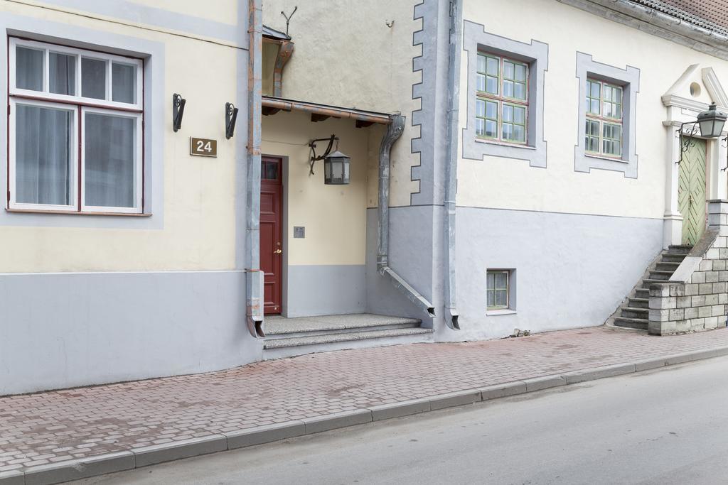 Saaresalu City Center Apartment Пярну Екстериор снимка